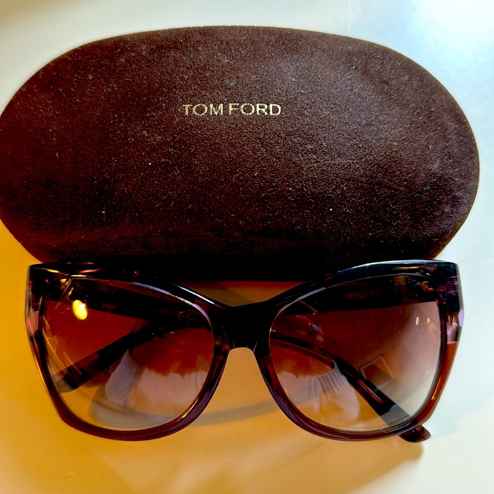 Tom Ford Carli sunglasses & case (Violet Havana)